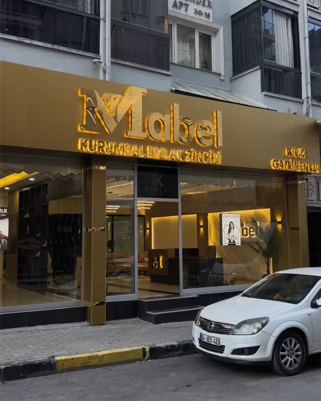 Mabel Kurumsal Emlak Ofisi Dış Cephe ve İç Mekan Tüm Reklam Uygulamaları